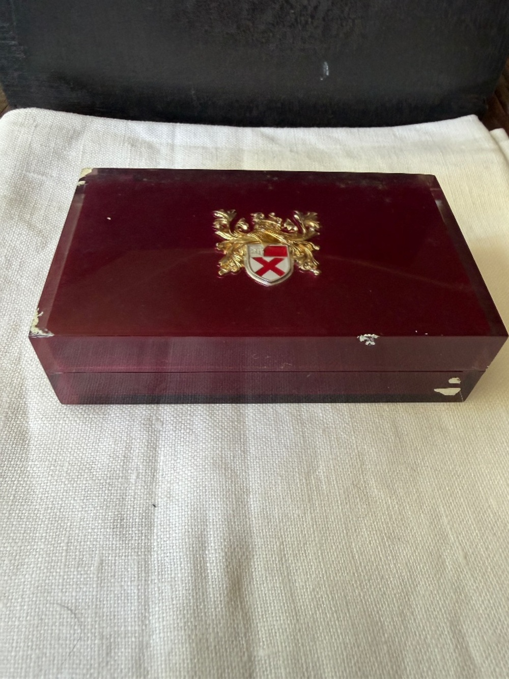 Vintage Lady Elgin wristwatch presentation box from the mid-20th century (Empty)